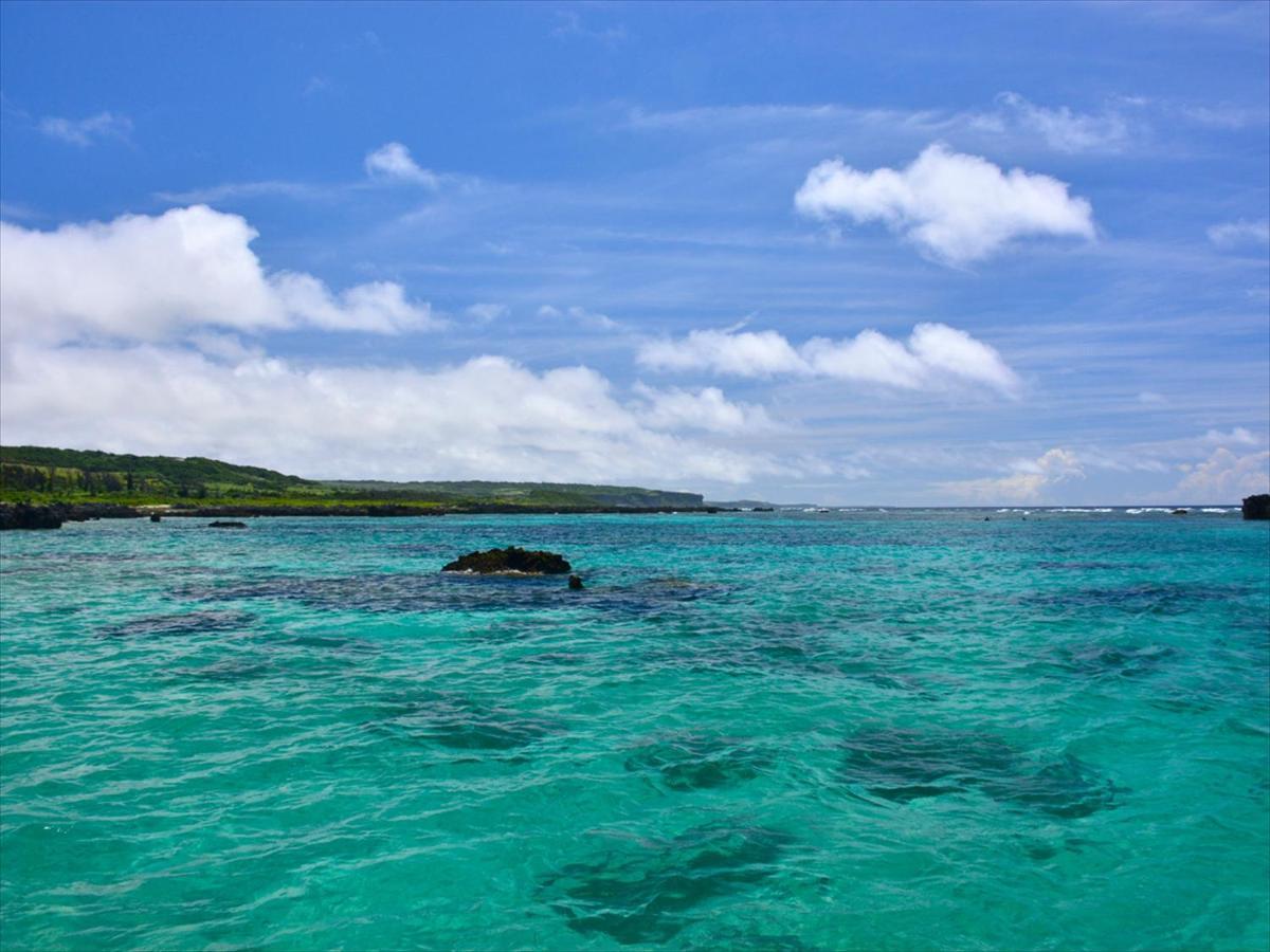 Hotel Seabreeze Coral Miyakojima  Exterior photo