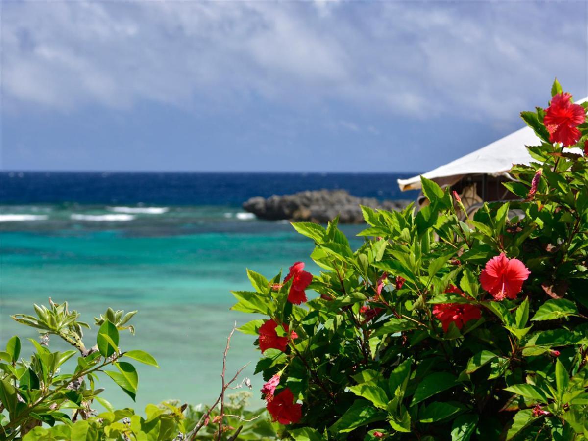 Hotel Seabreeze Coral Miyakojima  Exterior photo